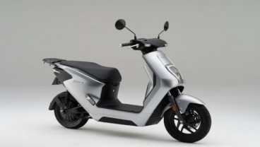 Honda Luncurkan Motor Listrik EM1 di Pameran EICMA