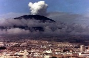 Sejarah 14 November, Gunung Nevado del Ruiz Meletus, 23 Ribu Orang Meninggal