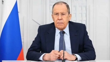 Menlu Rusia Sergei Lavrov Dilarikan ke RS Usai Tiba di Bali?