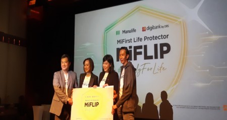 (Kiri ke kanan) Djoko Soelistyo, Amy Gochuico, Erline Diani, dan Richard Sondakh dalam peluncuran MiFLIP di Jakarta (14/11/2022)./Bisnis - Alifian Asmaaysi.