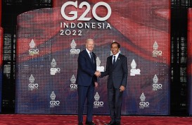 Momen Joe Biden Tersandung di Tahura Mangrove, Untung Ada Jokowi