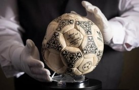 Bola dari "Gol Tangan Tuhan" Maradona Dilelang, Harganya Miliaran Rupiah