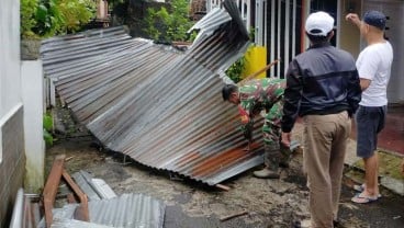 24 Unit Rumah di Padang Panjang Rusak Diterjang Angin Kencang