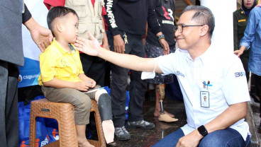 BRI Life Donasi Kaki dan Tangan Palsu Bagi Penyandang Disabilitas