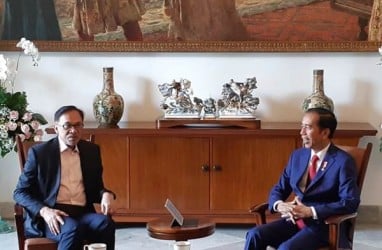 Pemilu Malaysia: Anwar Ibrahim dan Muhyiddin Yassin Berebut Kursi Perdana Menteri