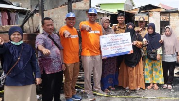 PKT Proaktif Salurkan Bantuan Rp70 Juta Bagi Korban Kebakaran Loktuan