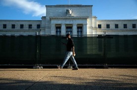 Pejabat The Fed Isyaratkan Sikap Dovish, Suku Bunga…