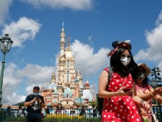 Disneyland Park dan Toy Story Hotel Shanghai Kembali Buka, Ini Aturan Masuknya
