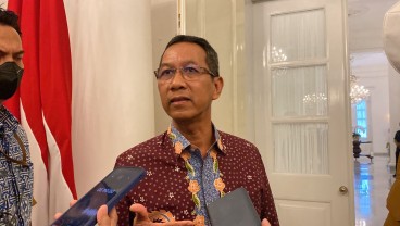 Heru Sebut UMP Jakarta 2023 Masih Digodok, Kapan Diumumkan?