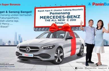 Nasabah PaninBank KCP Boyolali Menangkan Mercedez-Benz All The New C 200