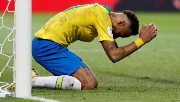 Tumbal Kemenangan, Neymar Nangis karena Cedera Angkle saat Laga Brasil vs Serbia