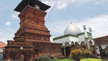 Akulturasi: Faktor Pendorong, Penghambat, Bentuk dan Contohnya