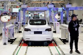 Tesla Menarik Ribuan Mobil di China, Ini Pemicunya