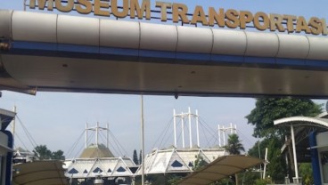 Kendaraan Listrik Mejeng di Museum Transportasi TMII