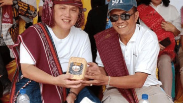 Erick Thohir Antusias Wine Coffee Produk UMKM Samosir