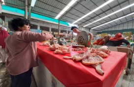 Permintaan Tinggi, Harga Telur dan Daging Ayam di Palembang Merangkak Naik
