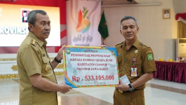 Pemprov Riau Salurkan Bantuan Korban Gempa Cianjur Senilai Rp533,10 Juta
