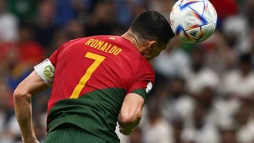 Klaim Gol Milik Bruno Fernandes, Ronaldo Kini Dijuluki 'Rambut Tuhan'