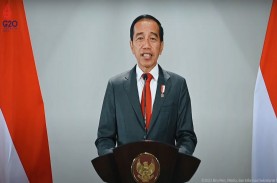 Jokowi Tekankan Target Investasi Tahun 2022 Harus…