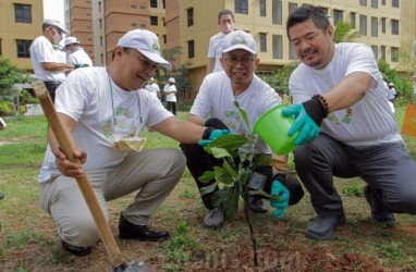 APP Sinarmas, KLHK dan Bisnis Indonesia Tanam 1.000 Pohon di Rusun Nagrak