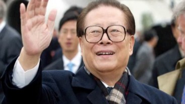 China Kibarkan Bendera Setengah Tiang untuk Almarhum Mantan Presiden Jiang Zemin