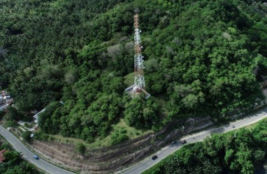 Perusahaan Menara Telekomunikasi Indonesia, Saling Unjuk Kekuatan