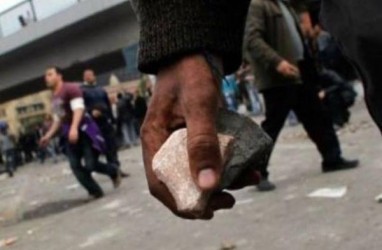 Kelompok Remaja Bersenjata Meresahkan Surabaya