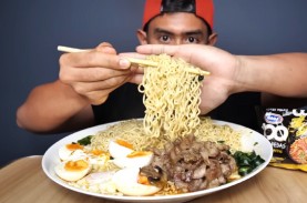Tanboy Kun Tantang Warga Bandung Santap Mi Pedas Gaga…