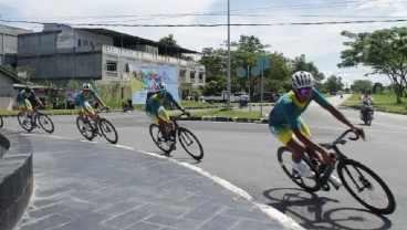 Pebalap Asal Singapura Jadi Juara Etape III Tour de Siak