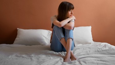 Insecure: Penyebab, Gejala, Jenis, dan Cara Mencegahnya