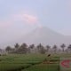 Gunung Semeru Masih Meluncurkan Awas Panas pada Senin 5 Desember 2022