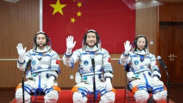 3 Astronot China Berhasil Mendarat di Bumi Usai 6 Bulan di Luar Angkasa