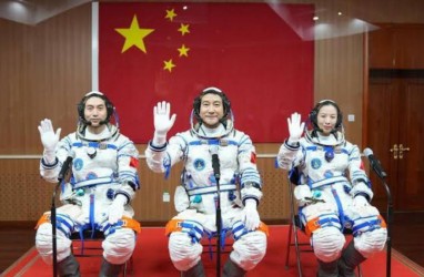 3 Astronot China Berhasil Mendarat di Bumi Usai 6 Bulan di Luar Angkasa