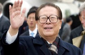 Sirene Menggema Saat China Gelar Upacara Kematian Jiang Zemin
