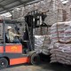 Ekonom: Impor Bahan Baku Gula Rafinasi Jangan Telat, Ini Alasannya