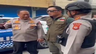Ridwan Kamil Datangi Lokasi Bom Bunuh Diri Bandung