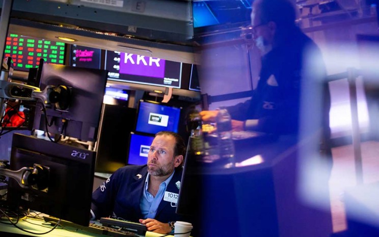 Wall Street Ditutup Bervariasi, Indeks S&P 500 dan Nasdaq Lanjutkan Tren Penurunan