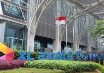 XL Axiata Tower, salah satu gedung milik XL Axiata (EXCL) di Jakarta. -Bisnis.com/Samdysara Saragih