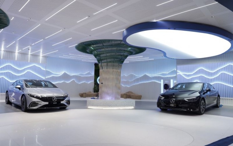 Mercedes Benz Lakukan Studi Produksi Lokal Mobil Listrik