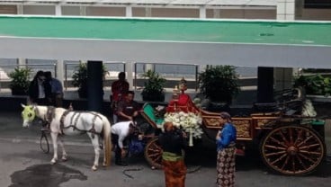 Panitia Siapkan 400 Becak untuk Angkut Tamu Pernikahan Kaesang-Erina