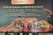 AQUA Pandaan dan Banyuwangi Raih Penghargaan Industri Digital