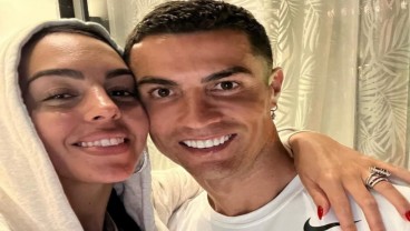 Ronaldo Kalah, sang Kekasih Tulis Pesan Kritik untuk Pelatih Portugal