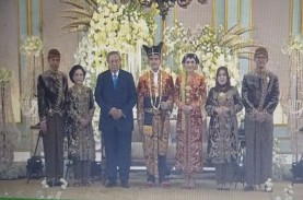Momen SBY dan Megawati Hadir di Resepsi Pernikahan…