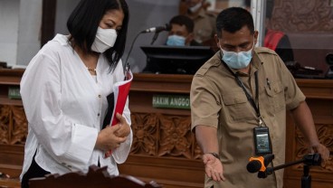 Bahas Konten Asusila, Sidang Putri Candrawathi Mendadak Ditutup, Ada Apa?