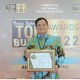 Direktur Utama PT PNM Sabet TOP CEO Bisnis Indonesia Awards 2022