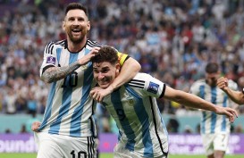 Kisah Julian Alvarez: Dulu Minta Foto, Kini Berduet Bersama Messi di Argentina