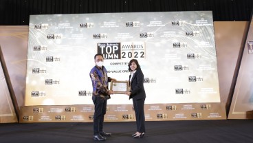 Pusri Palembang Raih Penghargaan Khusus TOP BUMN Awards 2022