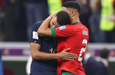 Ucapan Mbappe Saat Memeluk Hakimi Usai Prancis Bekuk Maroko 2-0