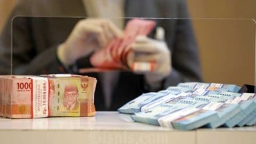 Rupiah Menutup Pekan di Zona Hijau, Rp15.598 per Dolar AS