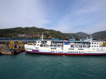 H-7 Nataru, Arus Penumpang & Kendaraan Pelabuhan Merak-Bakaheuni Mulai Ramai